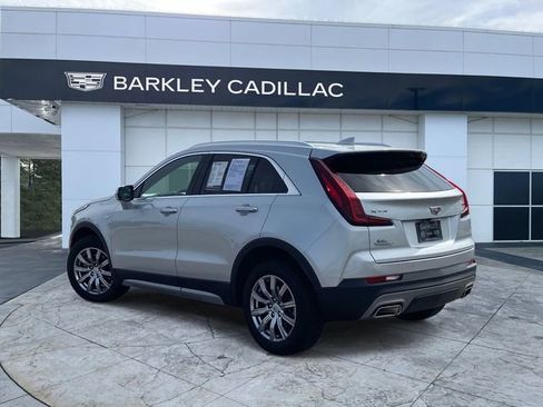 Used 2022 Cadillac XT4 Premium Luxury w/ Safety Alert Package image 5