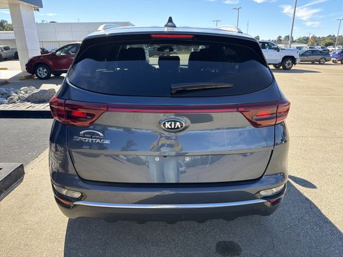 Used 2021 Kia Sportage EX image 28