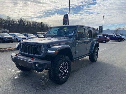 New 2026 Jeep Wrangler Unlimited Rubicon w/ Safety Group image 5