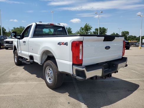 Used 2026 Ford F250 XL w/ XL Driver Assist Package AWD/4WD image 2