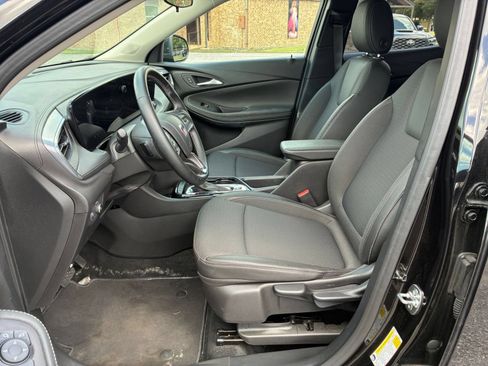 Used 2026 Buick Encore GX Preferred AWD/4WD image 21