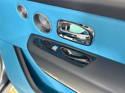 Used 2023 Rolls-Royce Cullinan image 38