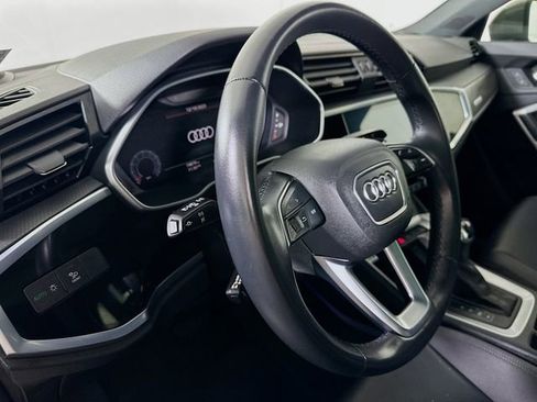 Used 2022 Audi Q3 2.0T Premium Plus w/ Premium Plus Package image 9