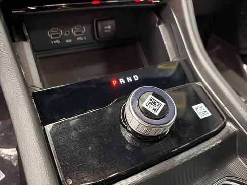 New 2025 Jeep Grand Cherokee L Altitude image 23