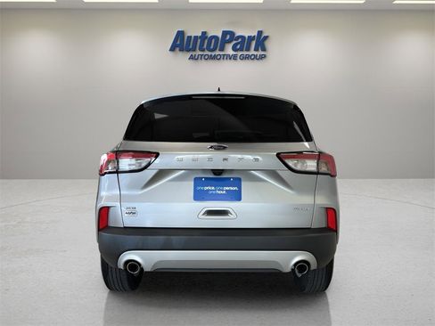 Used 2022 Ford Escape SE w/ Convenience Package image 6