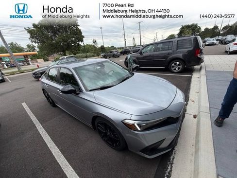 Used 2023 Honda Civic Sport image 1