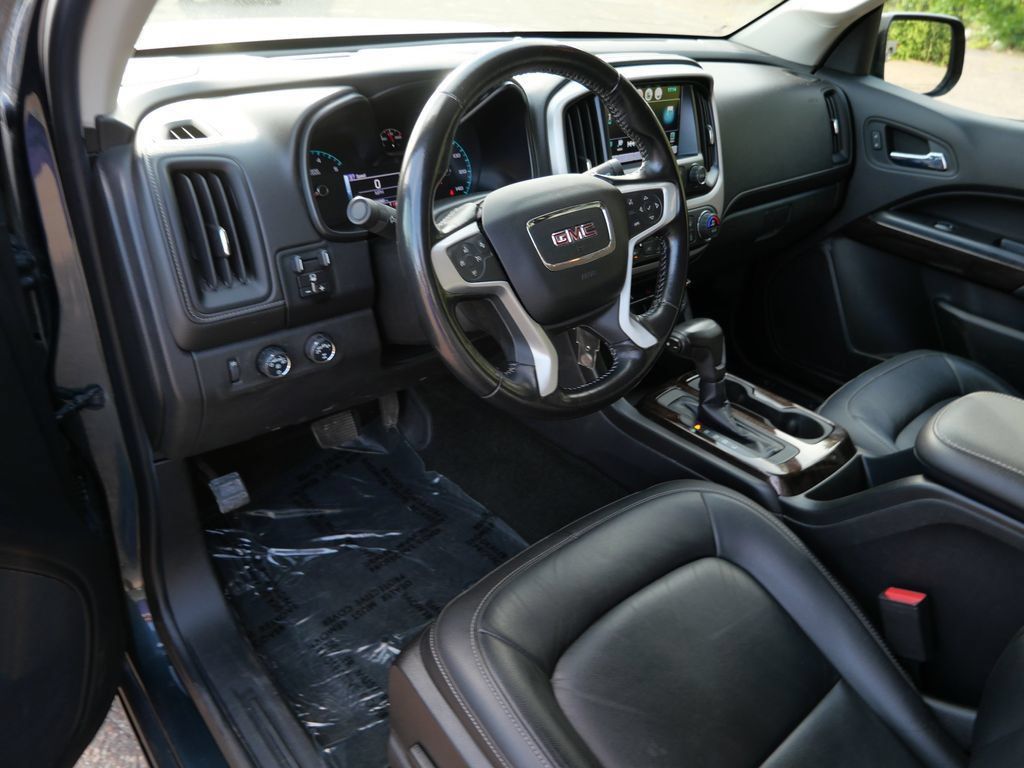 Used 2017 GMC Canyon SLT w/ Driver Alert Package AWD/4WD image 3
