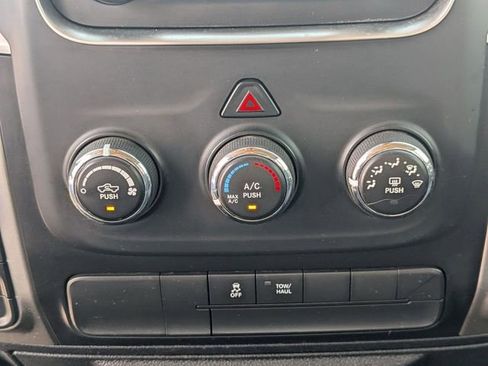 Used 2016 RAM 1500 Classic SLT AWD/4WD image 21