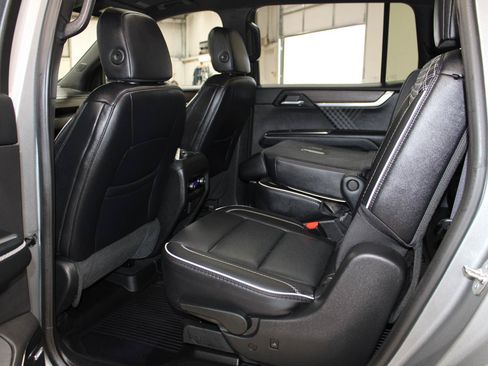 Used 2026 GMC Acadia Denali w/ Super Cruise Package AWD/4WD image 26