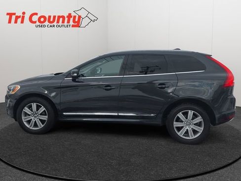 Used 2016 Volvo XC60 T6 w/ Proximity Package image 5