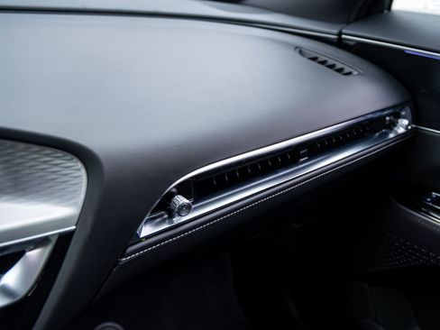 New 2026 Cadillac Lyriq Luxury image 30