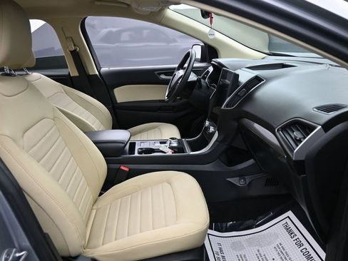 Used 2024 Ford Edge SE image 35