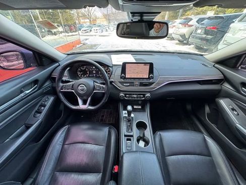 Used 2019 Nissan Altima 2.5 Platinum image 16