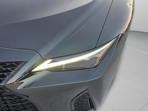 Used 2024 Lexus IS 350 F Sport w/ Navigation Package image 31
