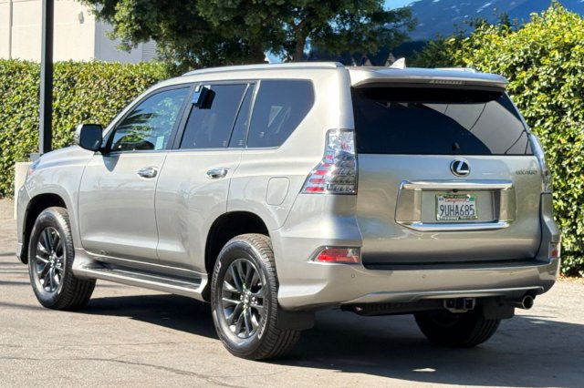 Used 2022 Lexus GX 460 Premium w/ Premium Package AWD/4WD image 6