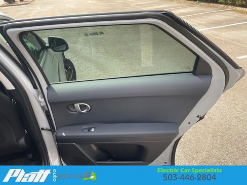Used 2024 Hyundai Ioniq 5 SEL image 46