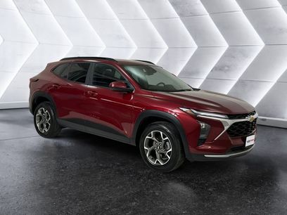 Used 2025 Chevrolet Trax LT w/ LT Convenience Package