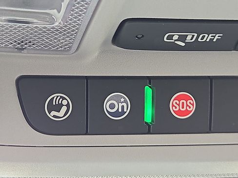 Used 2025 Chevrolet Blazer LT AWD/4WD image 20