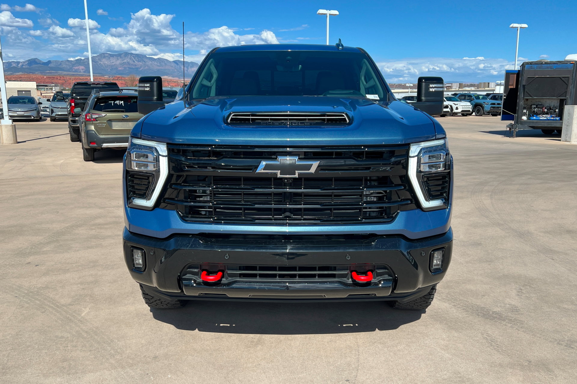 Used 2026 Chevrolet Silverado 2500 LTZ w/ LTZ Plus Package AWD/4WD image 9