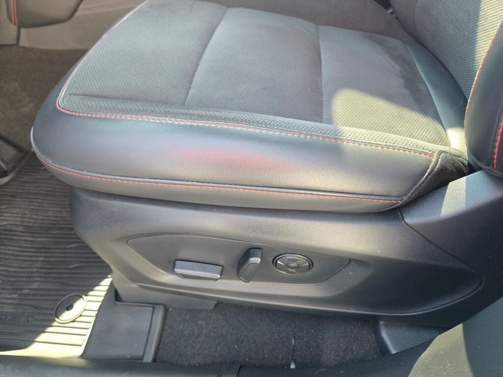 Used 2025 Ford Explorer ST w/ Sun And Sound Package AWD/4WD image 22