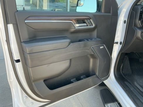 Used 2023 GMC Sierra 1500 SLT w/ SLT Convenience Package AWD/4WD image 20