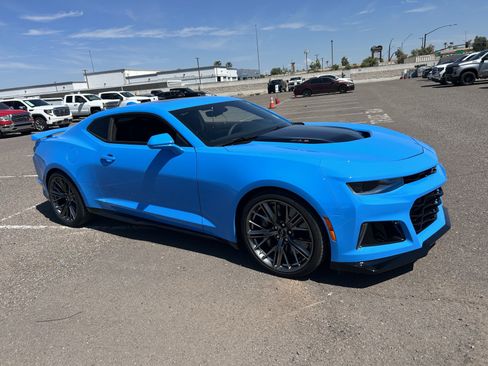 Used 2022 Chevrolet Camaro ZL1 RWD image 6