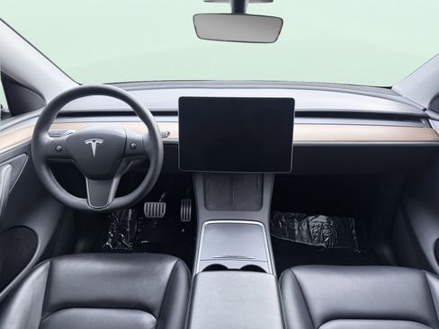 Used 2023 Tesla Model Y Performance image 52