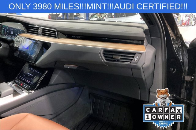 Certified 2024 Audi Q8 e-tron Premium AWD/4WD image 16