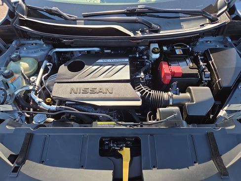 Used 2022 Nissan Rogue Platinum w/ Head-Up Display Package image 33