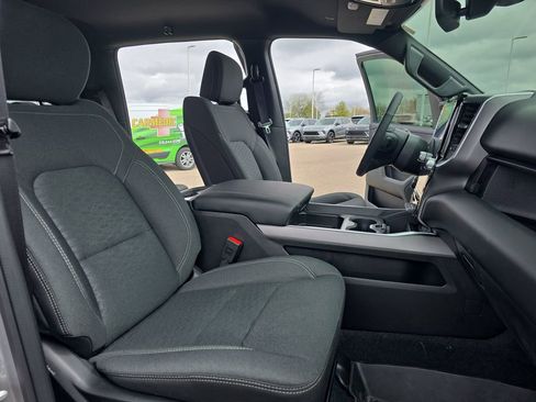 Used 2025 RAM 1500 Big Horn AWD/4WD image 10
