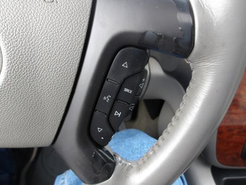 Used 2008 Chevrolet Silverado 3500 LTZ w/ Suspension Package, Off-Road image 17