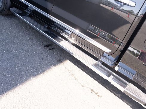 New 2026 Chevrolet Silverado 1500 High Country AWD/4WD image 33