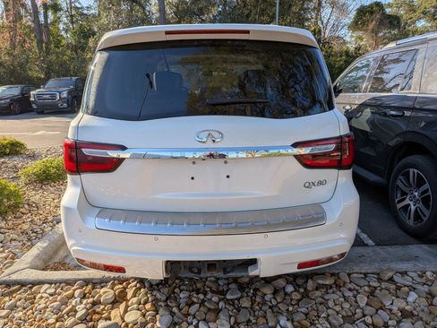 Used 2023 INFINITI QX80 Luxe w/ Cargo Package image 3