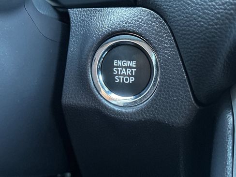 Used 2025 Toyota RAV4 XLE image 21