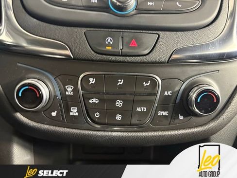 Used 2024 Chevrolet Equinox LT w/ LPO, Floor Liner Package FWD image 19