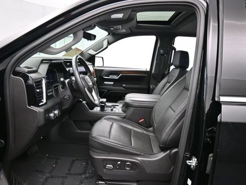 Used 2024 GMC Sierra 1500 Denali w/ Denali Reserve Package RWD image 10