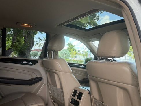 Used 2015 Mercedes-Benz ML 350 4MATIC w/ Premium 1 Package image 30