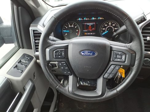 Used 2015 Ford F150 XLT w/ Equipment Group 302A Luxury image 23