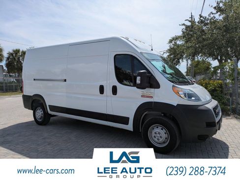 Used 2021 RAM ProMaster 2500 FWD image 1