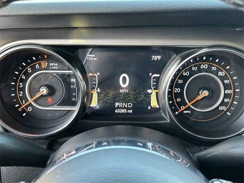 Used 2020 Jeep Gladiator Overland image 37