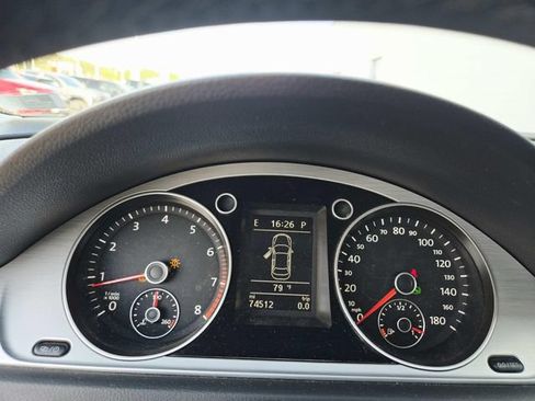 Used 2013 Volkswagen CC Sport FWD image 11
