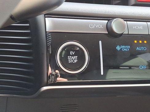 Used 2025 Hyundai Ioniq 5 SEL image 23