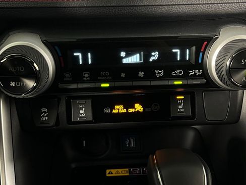 Used 2025 Toyota RAV4 XSE image 20