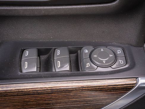 Used 2022 GMC Sierra 3500 SLE w/ SLE Convenience Package image 13