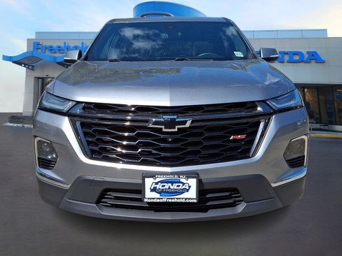Used 2023 Chevrolet Traverse RS w/ LPO, Floor Liner Package AWD/4WD image 2