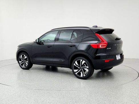 New 2026 Volvo XC40 B5 Ultra w/ Climate Package image 7