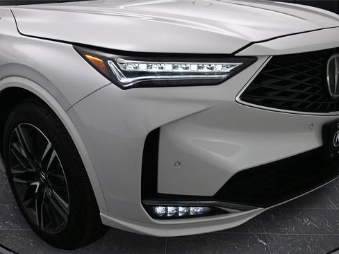 Certified 2026 Acura MDX SH-AWD w/ Advance Package image 17