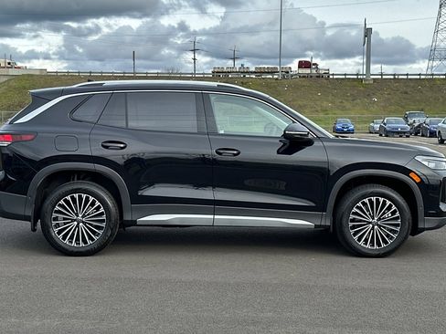 New 2026 Volkswagen Tiguan S image 2