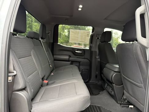 Used 2025 Chevrolet Silverado 1500 Custom Trail Boss AWD/4WD image 11