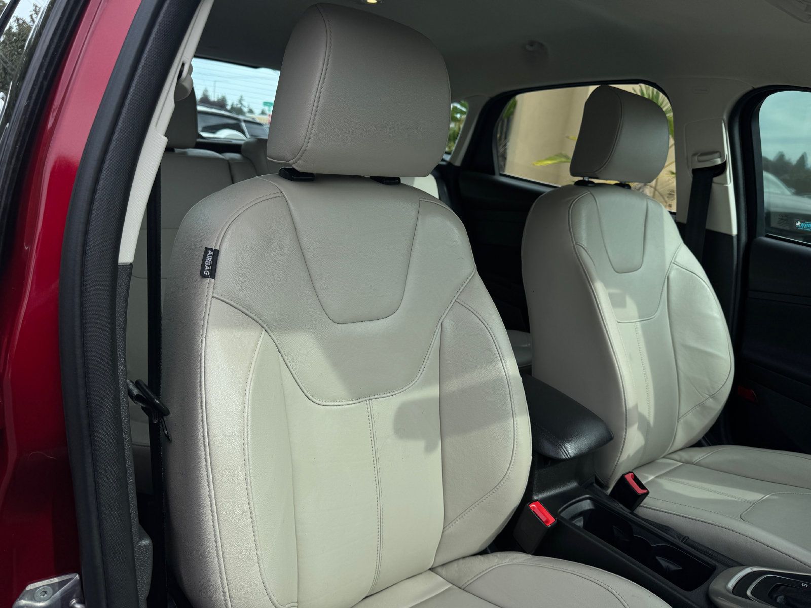 Used 2016 Ford Focus Titanium FWD image 22